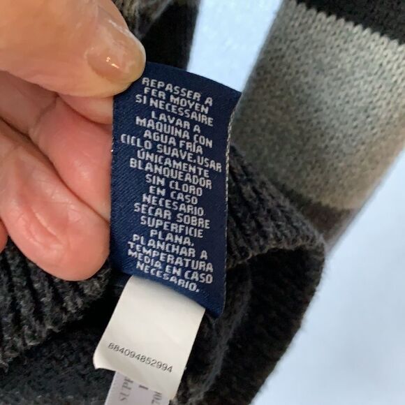 Chaps extra large crewneck sweater various colors of gray and black stripes. - Picture 6 of 8